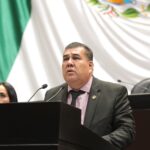 Irán amenaza con cerrar el Estrecho de Ormuz y sacude el mercado mundial del petróleo