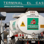 Vuelca camión de basura en San Antonio Abad; hombre en patín sobrevive milagrosamente