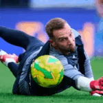 Policía disfrazado del Chapulín Colorado lidera operativo antidrogas en Perú