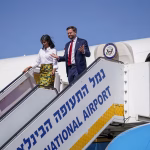 La conservadora Sanae Takaichi se convierte en la primera mujer en liderar Japón