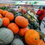 (Multimedia) Producción de servicios de China aumenta 5,4% en 2025