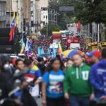 (Multimedia) Aumenta población de marsopas sin aleta en río Yangtse en China