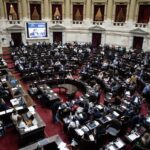 Urgente: Seguro encabeza segunda vuelta presidencial en Portugal, muestran encuestas de salida