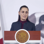 México abre la puerta a un puente aéreo con Cuba tras el envío de ayuda humanitaria